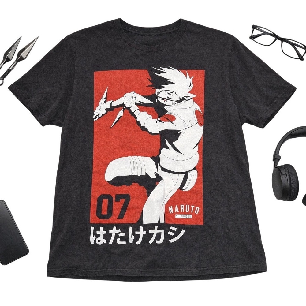 Naruto Shippuden Kakashi Hatake Black Graphic T-Shirt Mens Small Vtg Action Pose